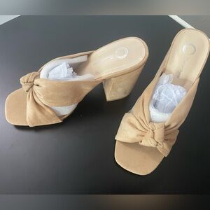 Journee Collection Tan Knotted Mules